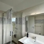 Апартаменты Serravalle Outlet Prime
