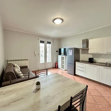 Apartamento Serravalle Outlet Prime