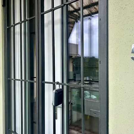 Serravalle Outlet Prime * 塞拉瓦莱·斯克里维亚